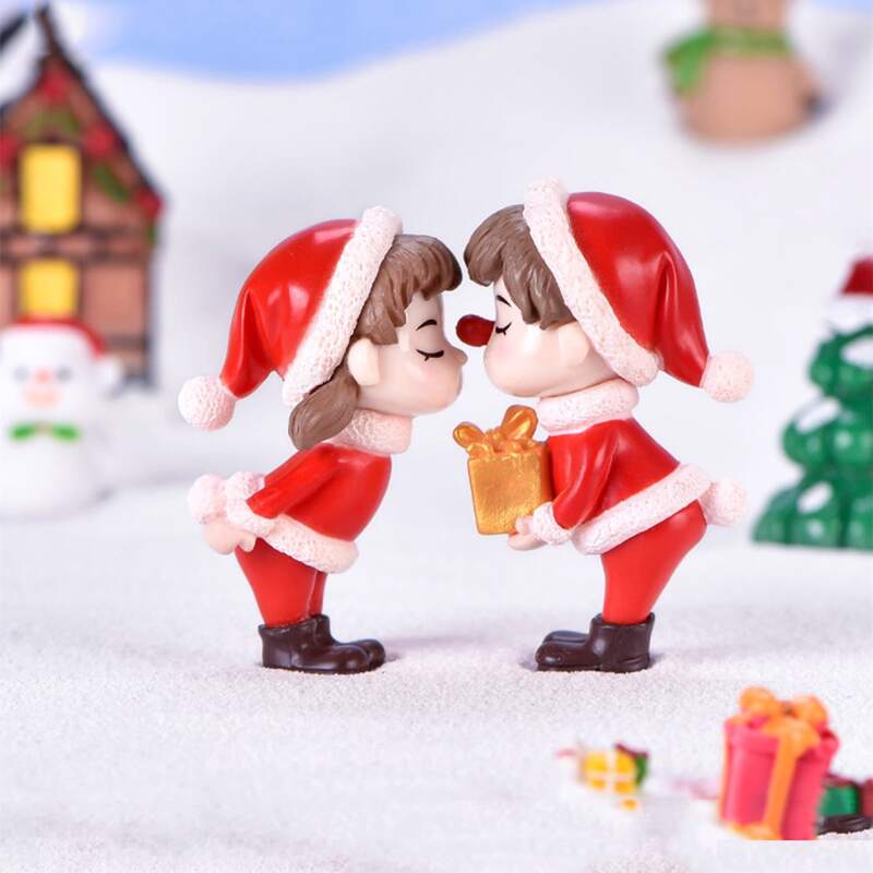 

2pcs Christmas Figure Shaped Art Decoration, Red