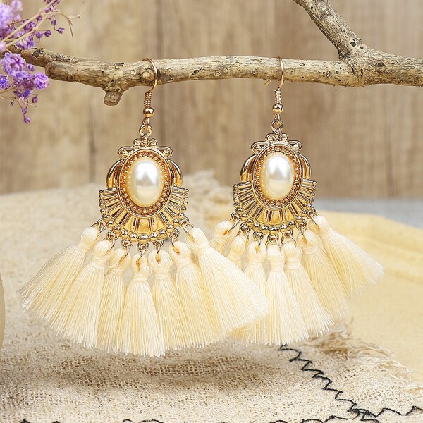 

Tassel Decor Drop Earrings, White
