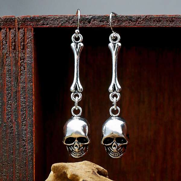 

Skull Decor Drop Earrings, Antique silver