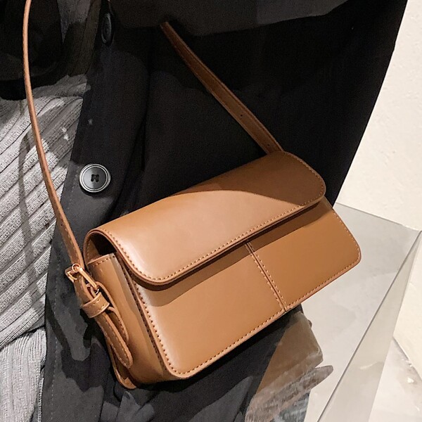 

Snap Button Flap Shoulder Bag, Brown