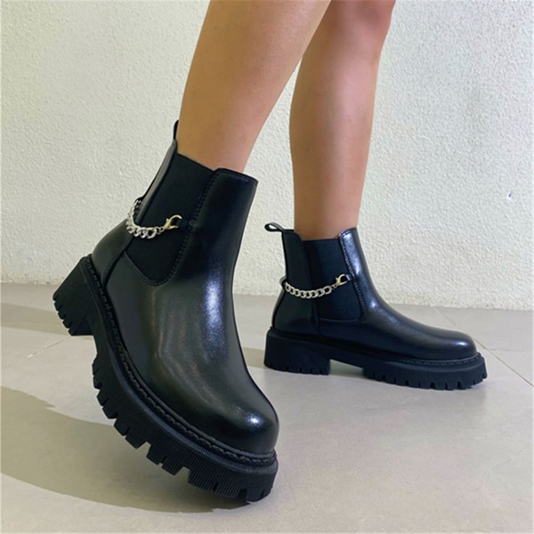 

Chain Decor Chelsea Boots, Black