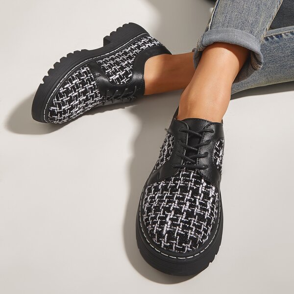 

Tweed Lace-up Front Oxfords Shoes, Black and white