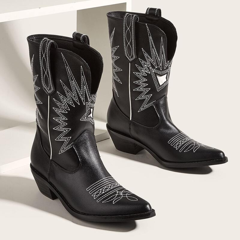 

Solid Embroidery Design Western Boots, Black