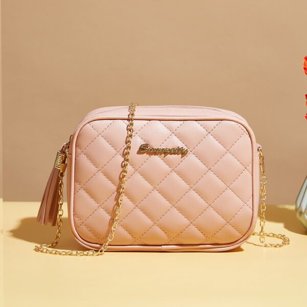 

Tassel Decor Letter Graphic Quilted Square Bag, Pink
