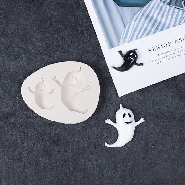 

Halloween Ghost Design Mold, White