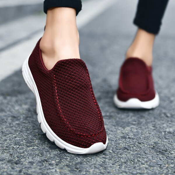 

Minimalist Trim Detail Slip On Sneakers, Red