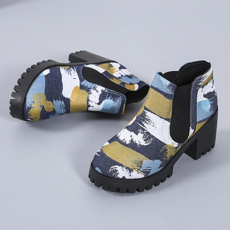 

Graphic Chelsea Boots, Blue