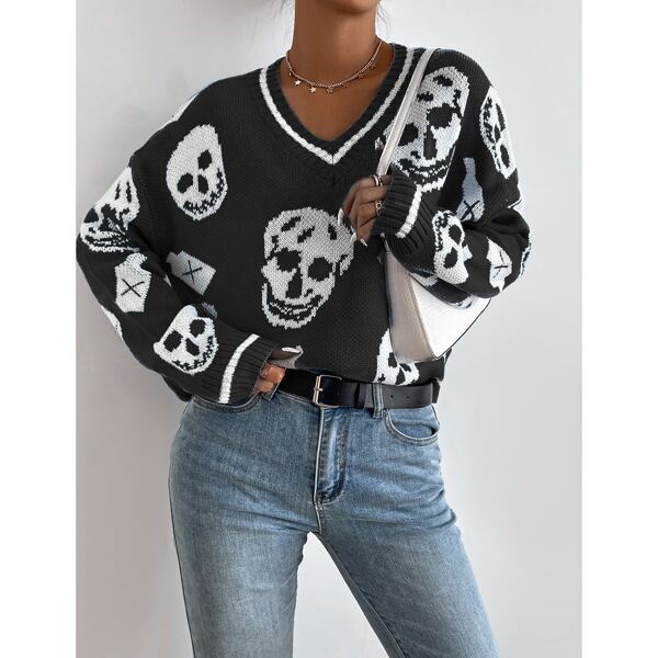 

Skull Pattern Drop Shoulder Sweater, Black