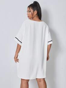 SHEIN EZwear Plus Letter Graphic Drop Shoulder Dress - White - View 2
