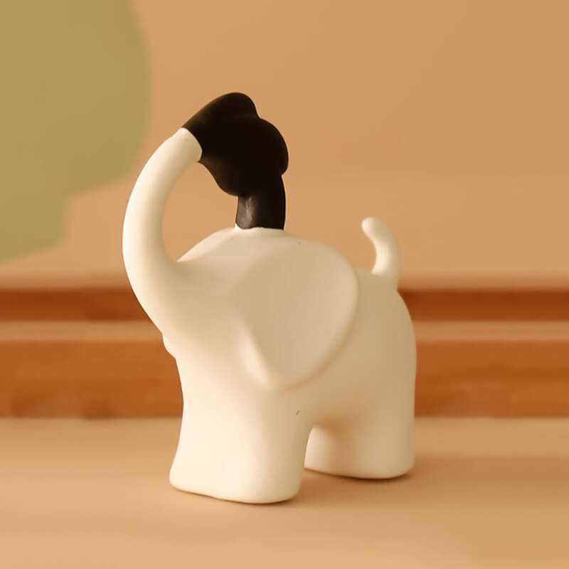 

1pc Elephant Shaped Art Decoration, White