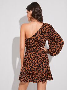SHEIN Privé 單肩燈籠袖腰帶豹紋連衣裙 - 彩色 - 查看 2