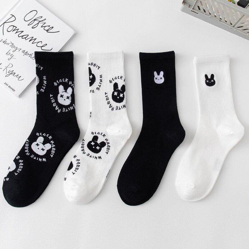 

4pairs Rabbit Print Crew Socks, Black and white