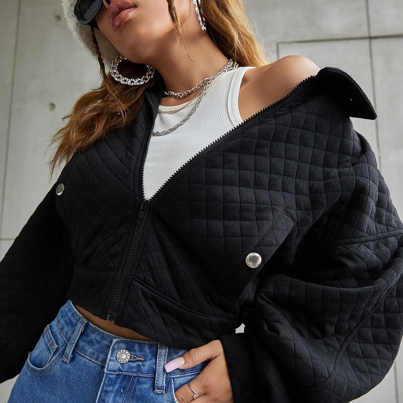 

Drop Shoulder Argyle Quilted Coat, Black