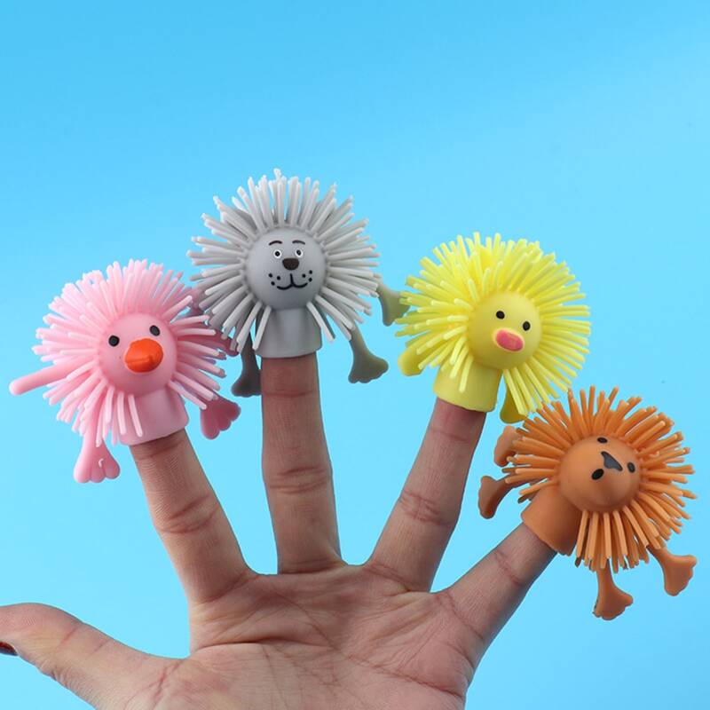 

1pc Random Cartoon Finger Cover Toy, Multicolor
