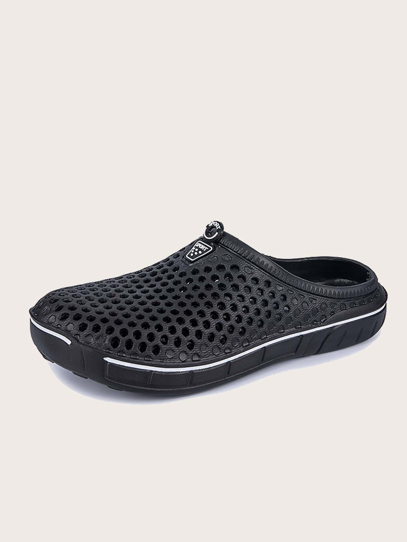 Men Hollow Out Vent Clogs