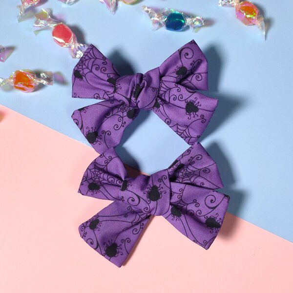

2pcs Girls Bow Decor Hair Clip, Multicolor