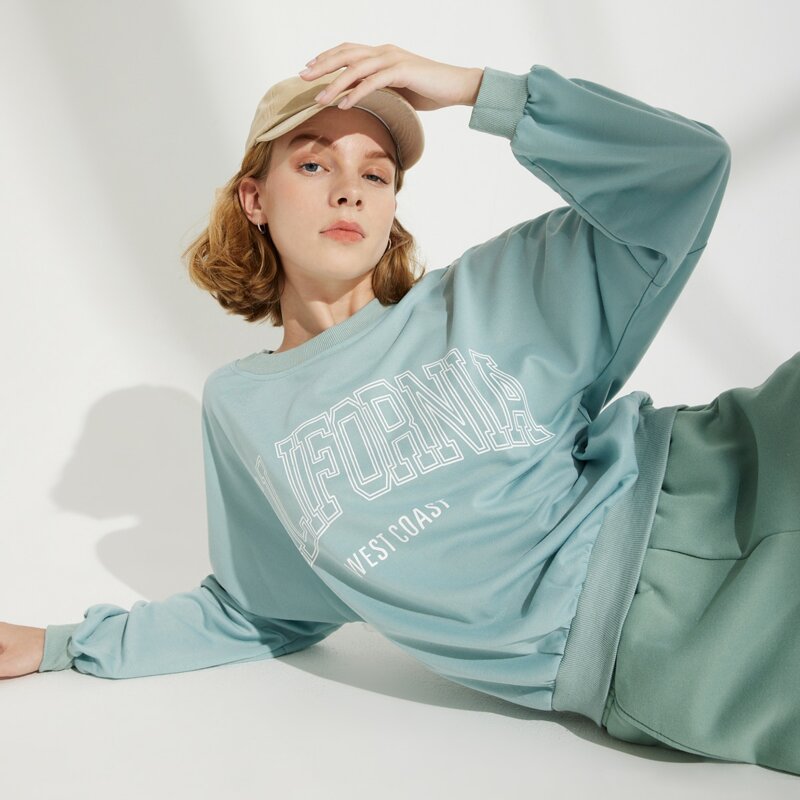 

Letter Graphic Drop Shoulder Pullover, Mint green