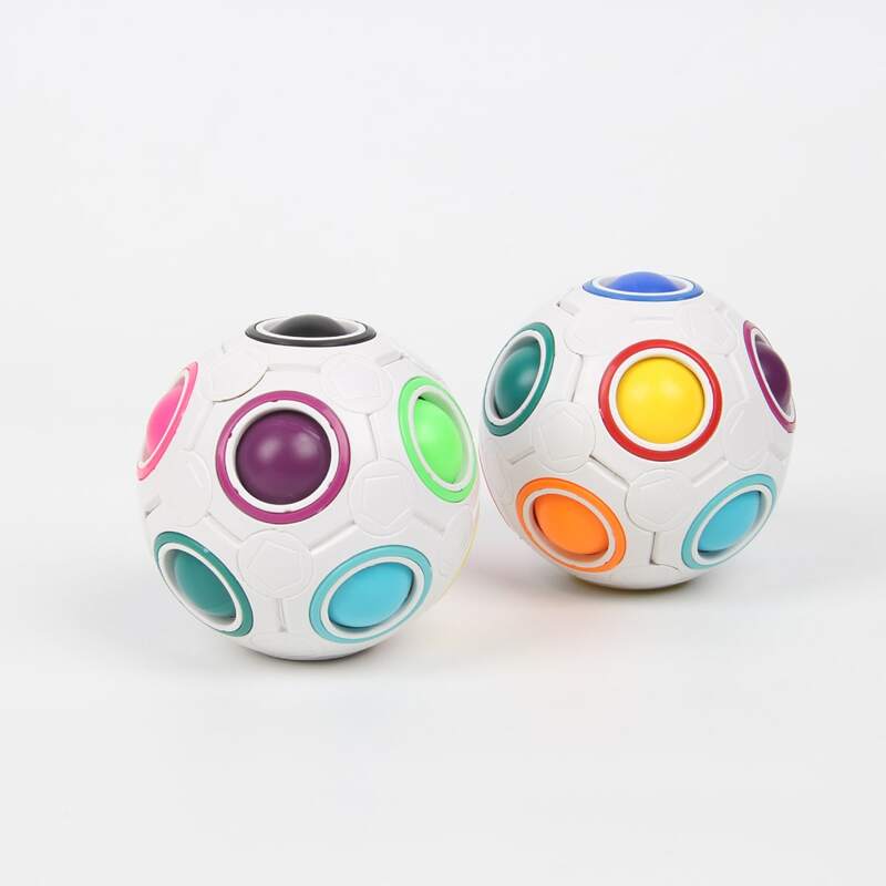 

1pc Random Football Push Pop Bubble, Multicolor