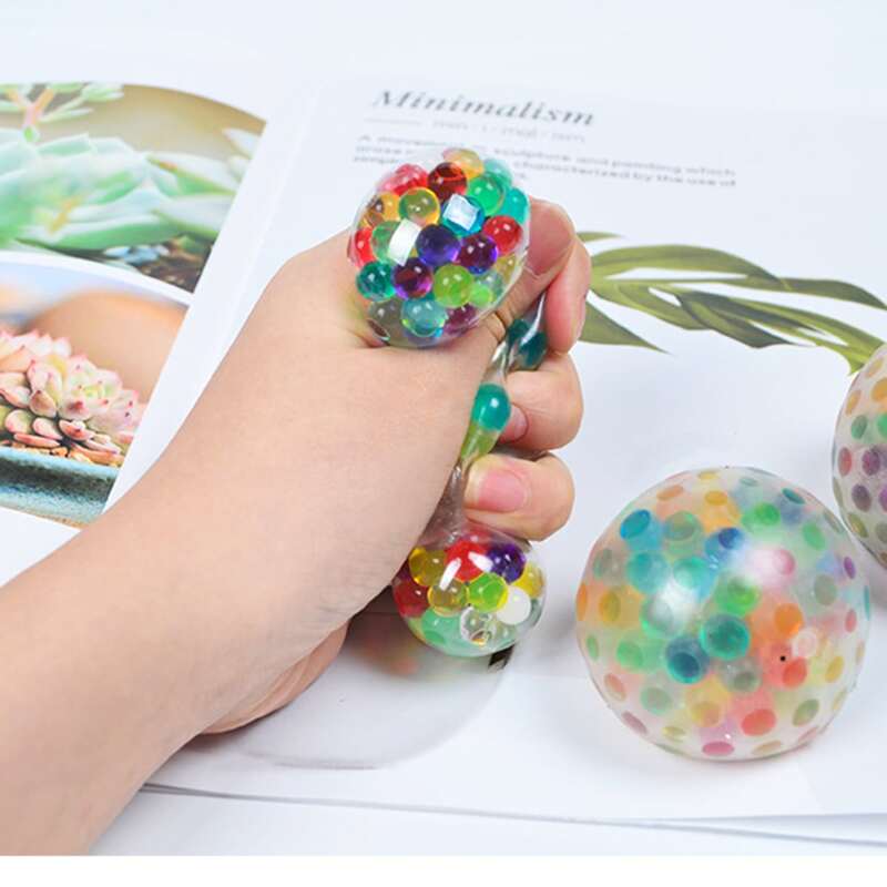 

1pc Random Pinch Toy Ball, Multicolor