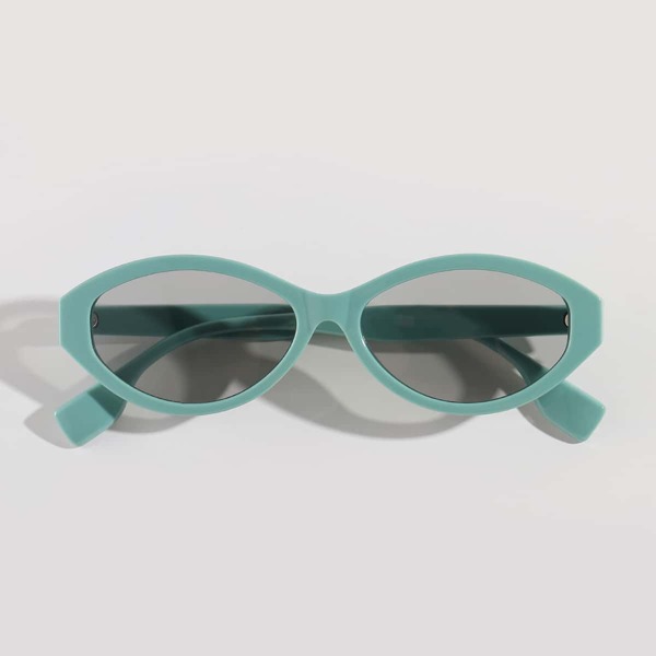 

Oval Frame Sunglasses