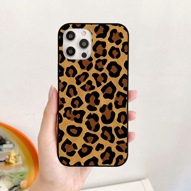 

Leopard Pattern Phone Case, Multicolor