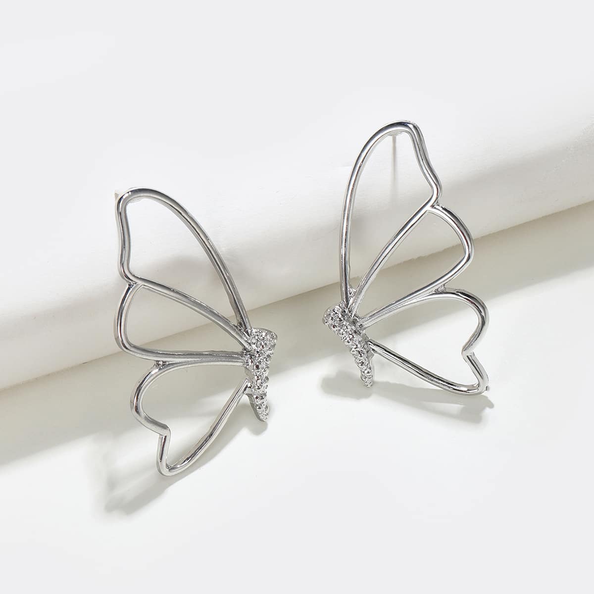 

Butterfly Decor Stud Earrings, Silver