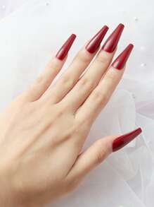 使用96入組長棺材酒紅色素色光澤假指甲立即升級您造型