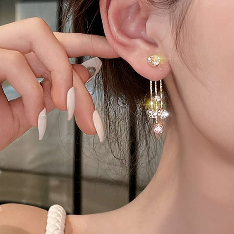 

Rhinestone Decor Earrings, Gold