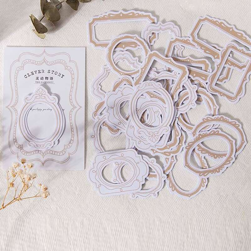 

30pcs Hollow Random Material Paper, Multicolor