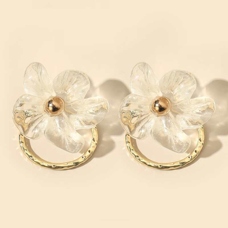 

Floral Decor Earrings, Multicolor