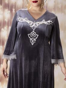 Đầm Plus Size Nghề thêu Đồ họa Khiêm tốn - Màu xám đen - Xem 4