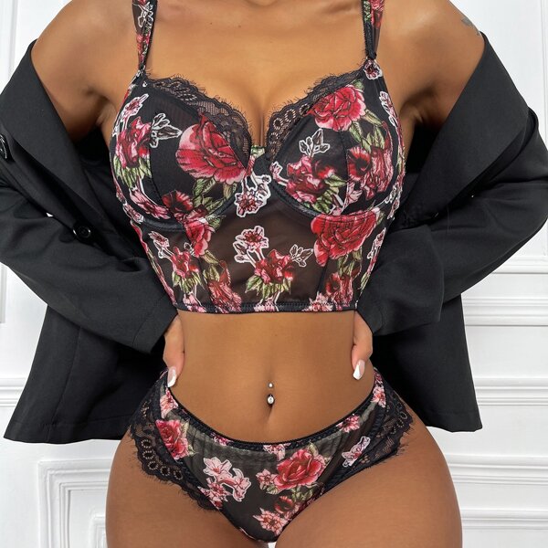 

Floral Print Underwire Lingerie Set, Multicolor