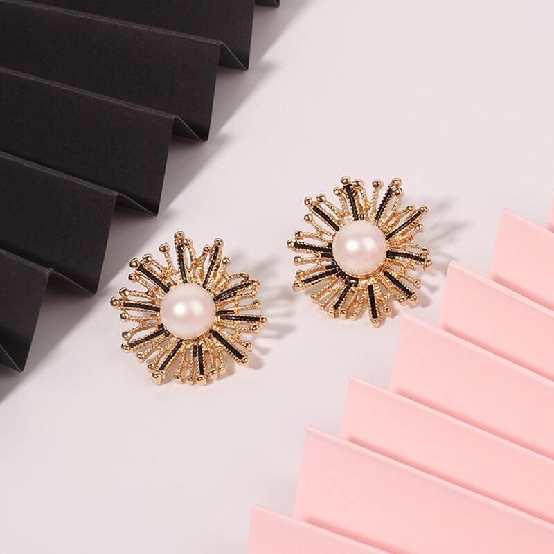 

Faux Pearl Decor Earrings, Gold
