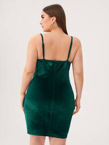 SHEIN Belle Plus Cowl Neck Velvet Bodycon Dress - Dark Green - View 2
