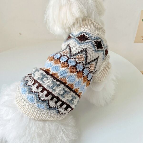 

Geometric Pattern Pet Sweater, Multicolor