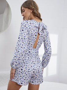 小碎花深V領鏤空後綁帶連身短褲 - 彩色 - 查看 2