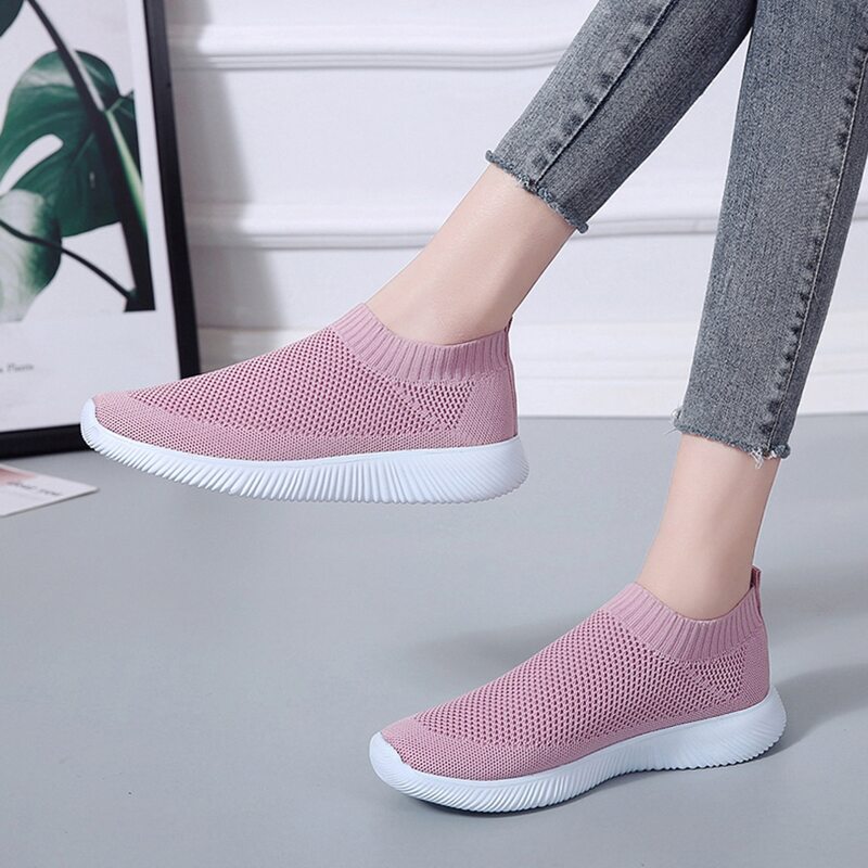 

Minimalist Knit Slip On Sneakers, Pink