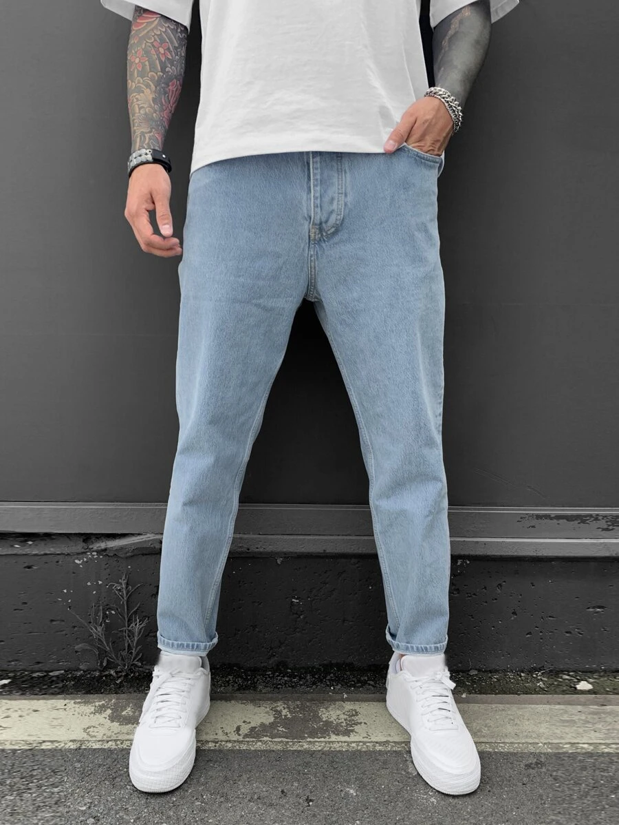 Manfinity Homme Herren gewaschene Jeans mit schrägen Taschen, zulaufender Passform, langer blauer Jeans, Cargo-Design, schlichte Arbeit, Business-Lässig, Ehemann