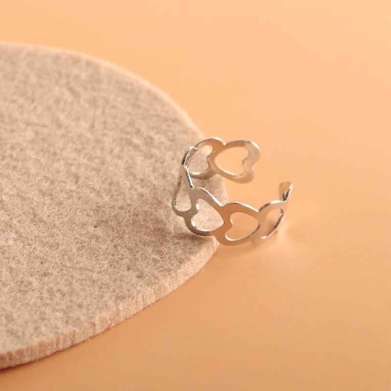

Heart Decor Ring, Silver