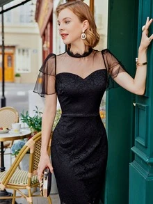 MIUSOL 小高領透視網紗肩部蕾絲緊身洋裝 - 黑色 - 查看 4