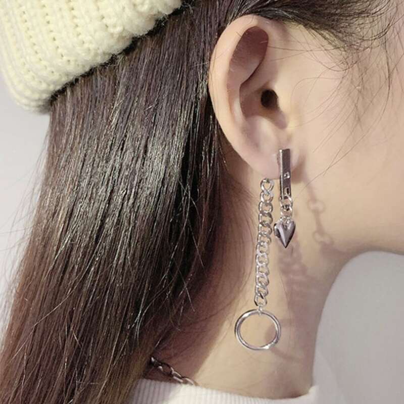 

1pc Heart Decor Earring, Silver