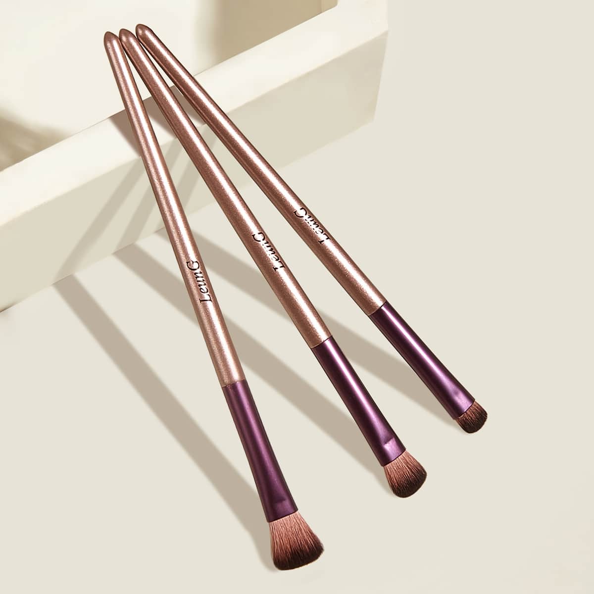 

3pcs Eye Makeup Brush, Rust brown
