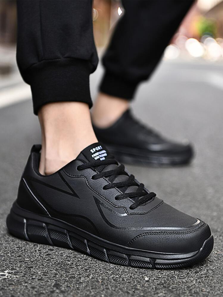 Men's Black Road Running Shoes With Letter Detailing And Lace-up - Black - View 1