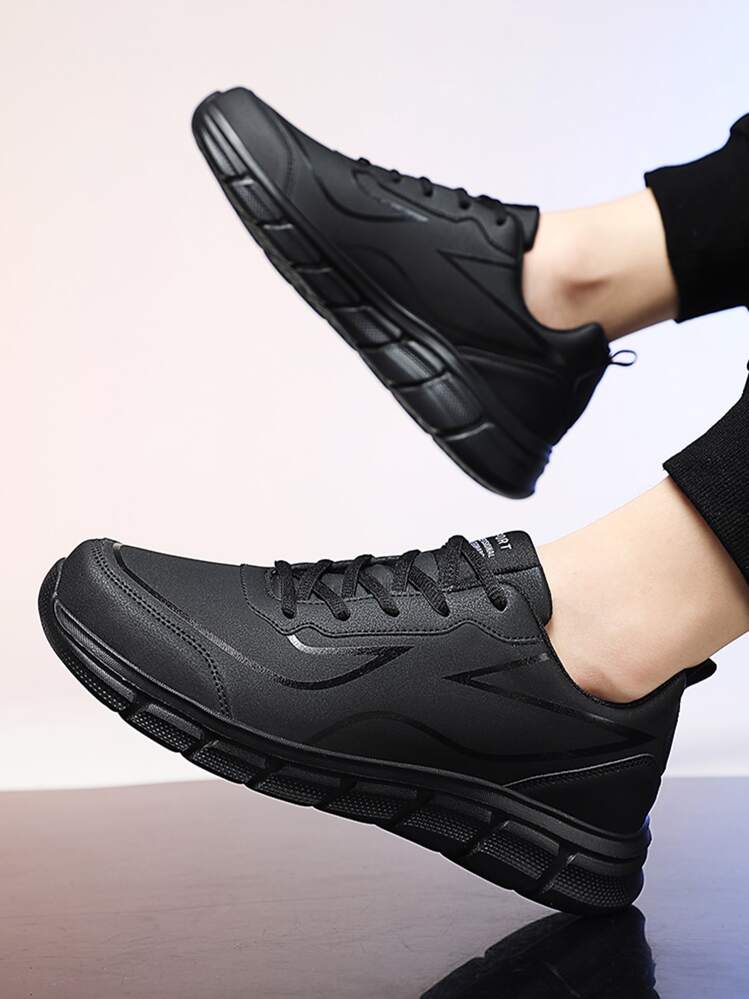 Men's Black Road Running Shoes With Letter Detailing And Lace-up - Black - View 2