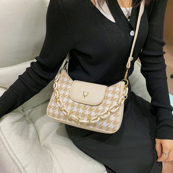 

Metal Decor Houndstooth Pattern Chain Shoulder Bag, Beige