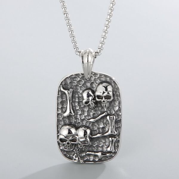 

Men Skull Decor Necklace, Silver