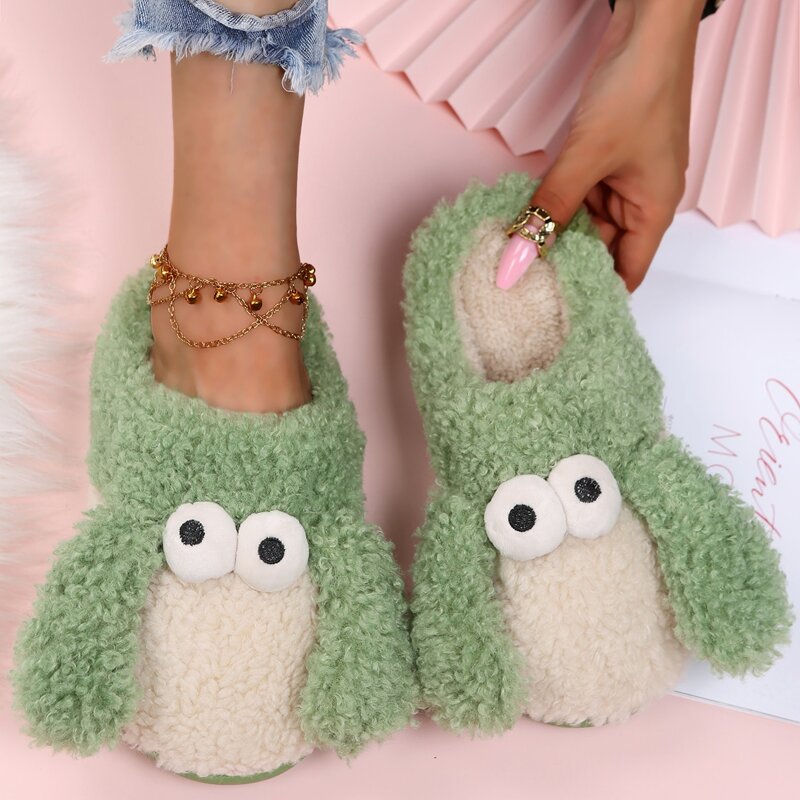 

Cartoon Graphic Slippers, Green