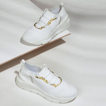 Lace Up Decor Knit Running Shoes