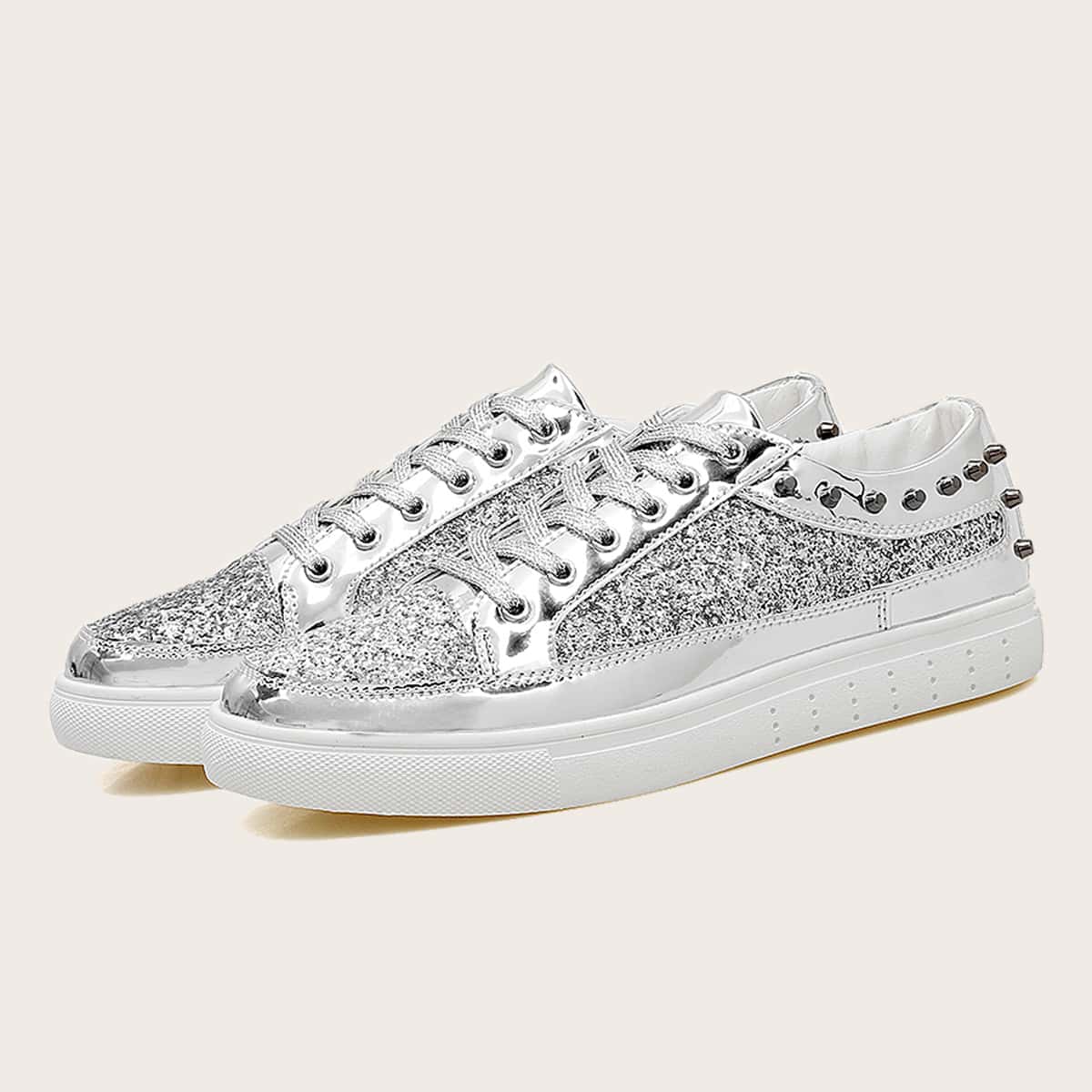 

Guys Metallic Glitter & Studded Decor Skate Shoes, Silver