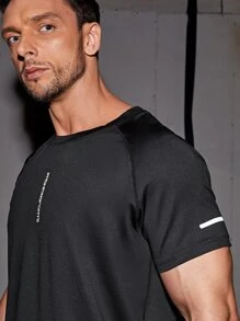 Fitness Boyfriend Style Men Letter Graphic Sports Tee - Black - View 6